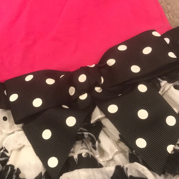 Girls dress - Picture 3 of 4